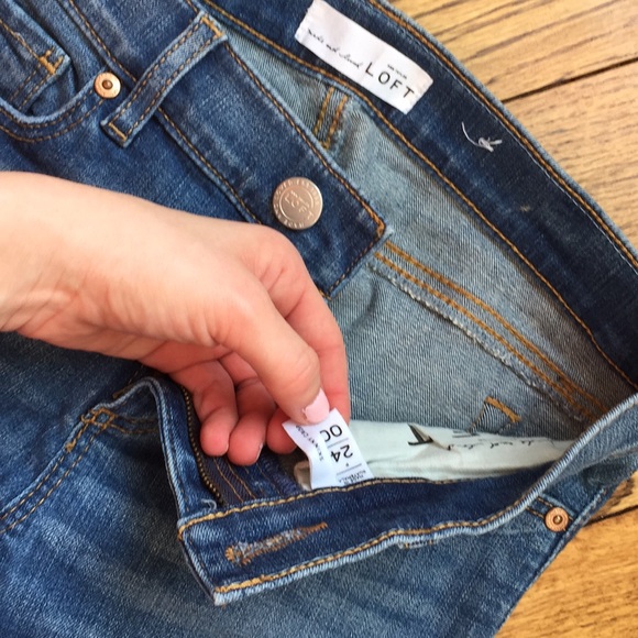 LOFT Skinny Crop Jeans - Picture 3 of 3